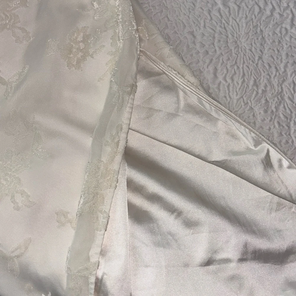 Meshki ERIKA Burnout Velvet Maxi Dress NWOT - Picture 5 of 10